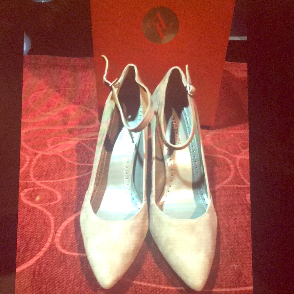 Shoes-ON HOLD FOR CUSTOMER